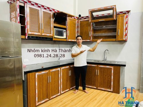 Tủ bếp nhôm nội thất Omega màu vân gỗ