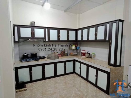 Tủ bếp nhôm cỏ giá rẻ màu cafe