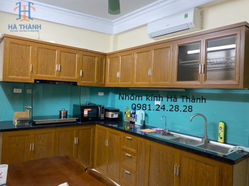 Tủ bếp nhôm vân gỗ giá rẻ